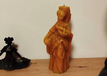 Stara świeca figuralna