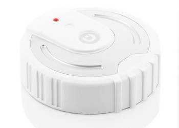Mop robot do czyszczenia podłóg w kolorze białym