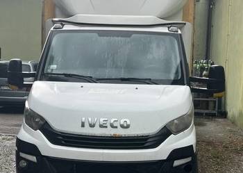 Iveco daily 3.0 plandeka skrzynka z windą