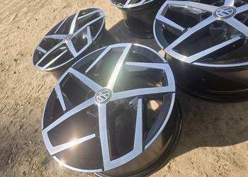 Felgi 18 5x112 golf 8 dallas gti gtd r line