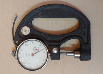 GRUBOŚCIOMIERZ ZEGAROWY 0-10mm/0.01mm