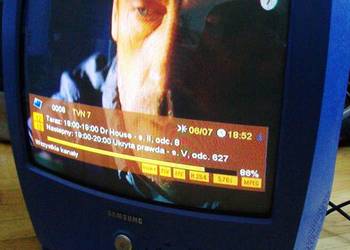 Super TV "Samsung" model "Episode" 14 cali z pilotem