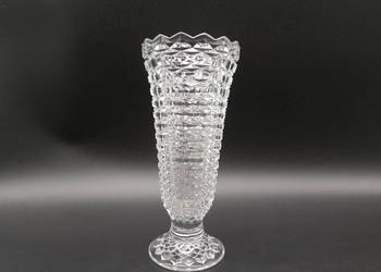 Szklany wazon na stopie