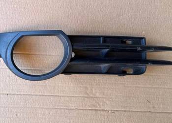 AUDI A3 8P KRATKA PRAWA ZDERZAKA PRZÓD PRAWY 8P3807682A