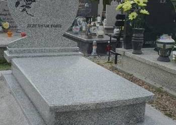 Nagrobek z sercem-tablica granit strzegomski ŻARÓW nr.1412