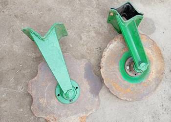 Talerz Łapa Słupica Noga agregat talerzowy talerzowka bok Unia agro masz