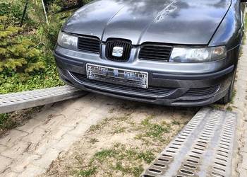 seat Leon Toledo kompletny przód