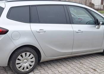 Koła 5x115  kołpaki opel zafira astra  tpms  opony zimowe 205/55/16 22rok