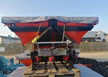 Rozsiewacz do nawozów firmy DEMAROL 600L Rozsiewacz do nawozów firmy DEMAROL 600L