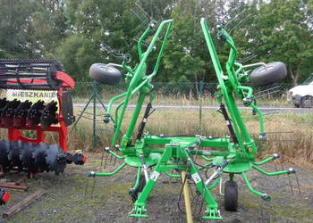 Przetrząsacz karuzelowy 4-wirnikowy 6 ramion Kowalski Z-528