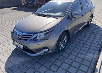 Toyota Avensis 2014 2.0 124km D4-D Premium