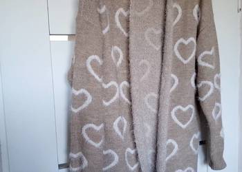 Kardigan w serduszka rozmiar L