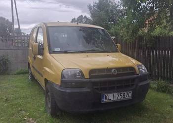 Fiat Doblo żółty