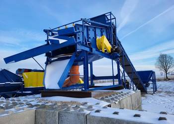 Przesiewacz wibracyjny trzy pokładowy PWK 0930-3 Zabrze