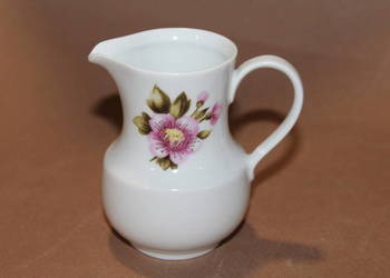Porcelanowy mlecznik Kahla z lat 1968-1987 nr 1139