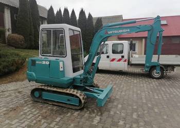 Minikoparka mitsubishi MM20 JCB Cat