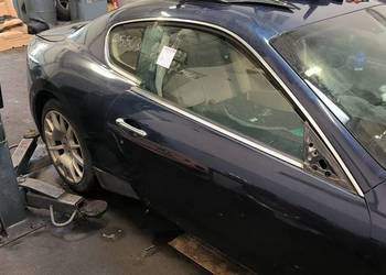 DRZWI PRAWE PRZÓD MASERATI GRANTURISMO S BLU NETTUNO