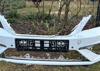 Zderzak przód Seat Leon III 3 FR LIFT bez spryskiwaczy uszkodzony