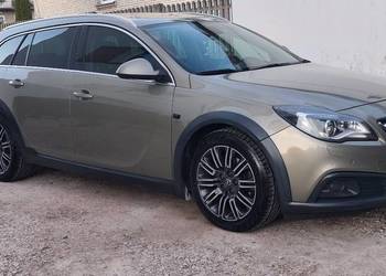 Opel Insignia Country Tour 4x4 197 KM Doinwestowany