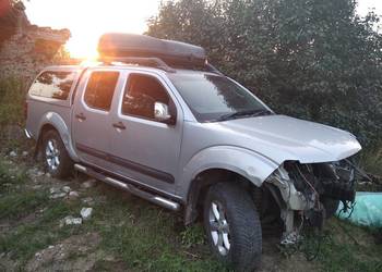 Nissan Navara różne części.
