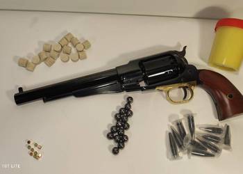 Remington 1858 New Model Army 44 Rewolwer Czarnoprochowy