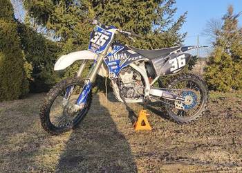 Sprzedam yzf 250 w stanie idealnym. Potwierdzenie Remontu film stare części