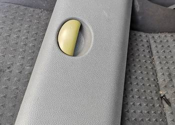 Schowek Żółty Renault Twingo