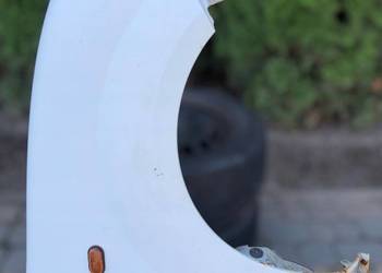 BŁOTNIK PRZEDNI PRZÓD PRAWY RENAULT KANGOO I lakier nie znany