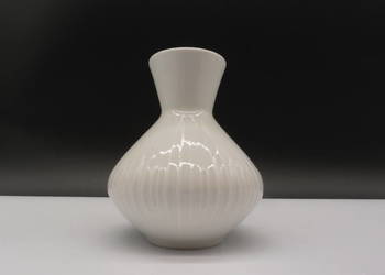 Wazonik Edelstein Bavaria – Biała Porcelana, lata 60./70.