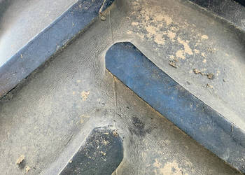 Opony radialne 520/70 R38 - 2szt.