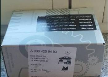Oryginalne klocki hamulcowe Mercedes OE Jurid (A0004209403)