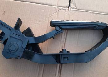 potencjomert pedał gazu mercedes c w203  A2033000604