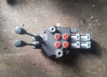 Rozdzielacz hydrauliczny 2sekcyjny