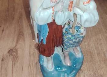 Sprzedam figurkę porcelanową ręcznie malowane lata 70
