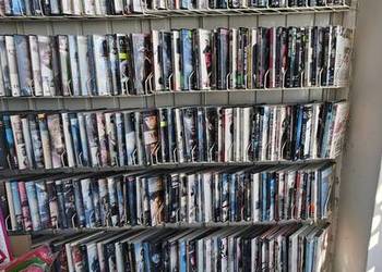 Filmy DVD z wypożyczalni