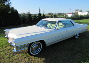 Cadillac De Ville 7.0 Hardtop piękny klasyk odrestaurowany w całości