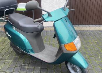 piaggio skuter zielony