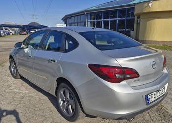 Opel Astra J instalacja gazowa,navi,kamera.