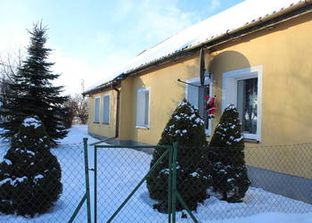 Siedlisko w Silcu dom jednorodzinny na sprzedaż z budynkami