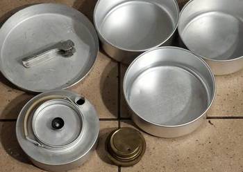 Zestaw naczyń turystyczny aluminiowy z PRL