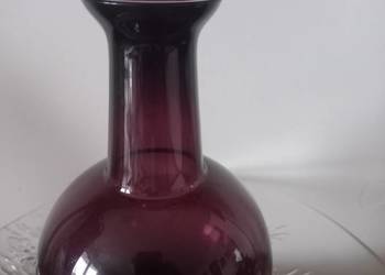 Wazon fioletowe szkło