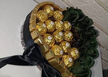 Box ze słodyczy serce merci prezent na walentynki dla niego