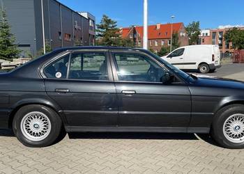 BMW 520i E34 (150KM; szyberdach)