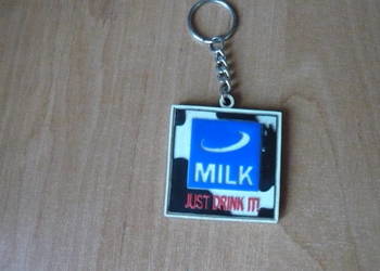 Brelok MILK