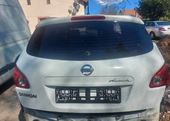 Klapa tyl Nissan Qashqai polift 326G