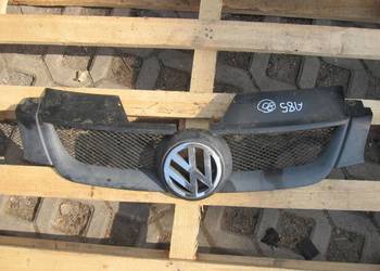 VW GOLF V 06r atrapa grill