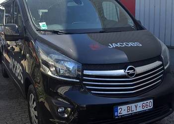 Osobowy Opel Vivaro 2018 rok 1.6 diesel