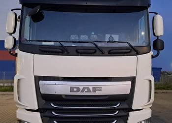 Ciągnik siodłowy DAF XF 106