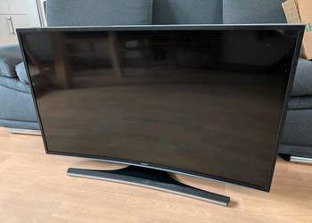 Telewizor Samsung 40 cali, 4L. SMART, zakrzywiony ekran – używany, sprawny