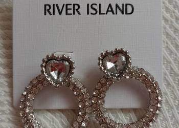 RIVER ISLAND) Bogato zdobione kolczyki serca z Londynu/NOWE